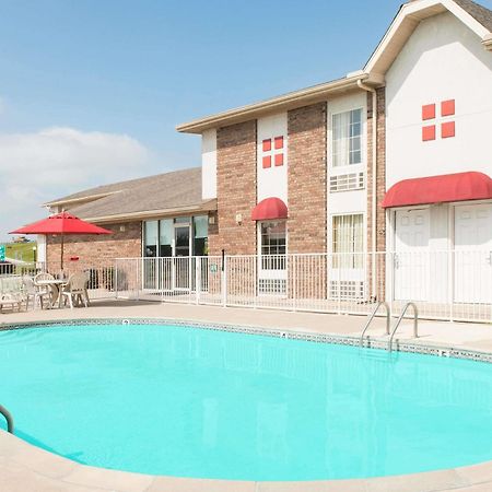 Boarders Inn And Suites By Cobblestone Lamar Missouri Екстериор снимка