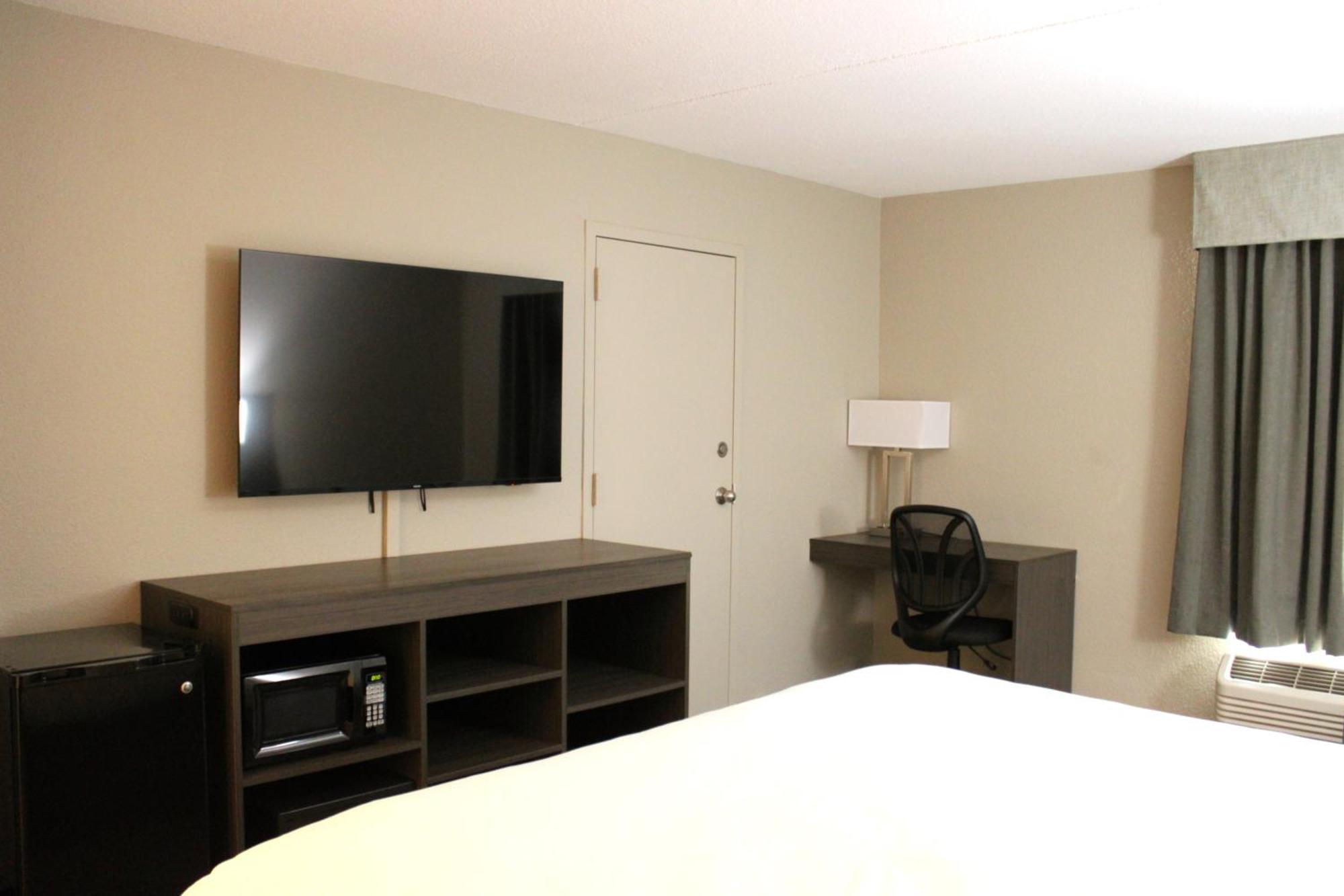 Boarders Inn And Suites By Cobblestone Lamar Missouri Екстериор снимка